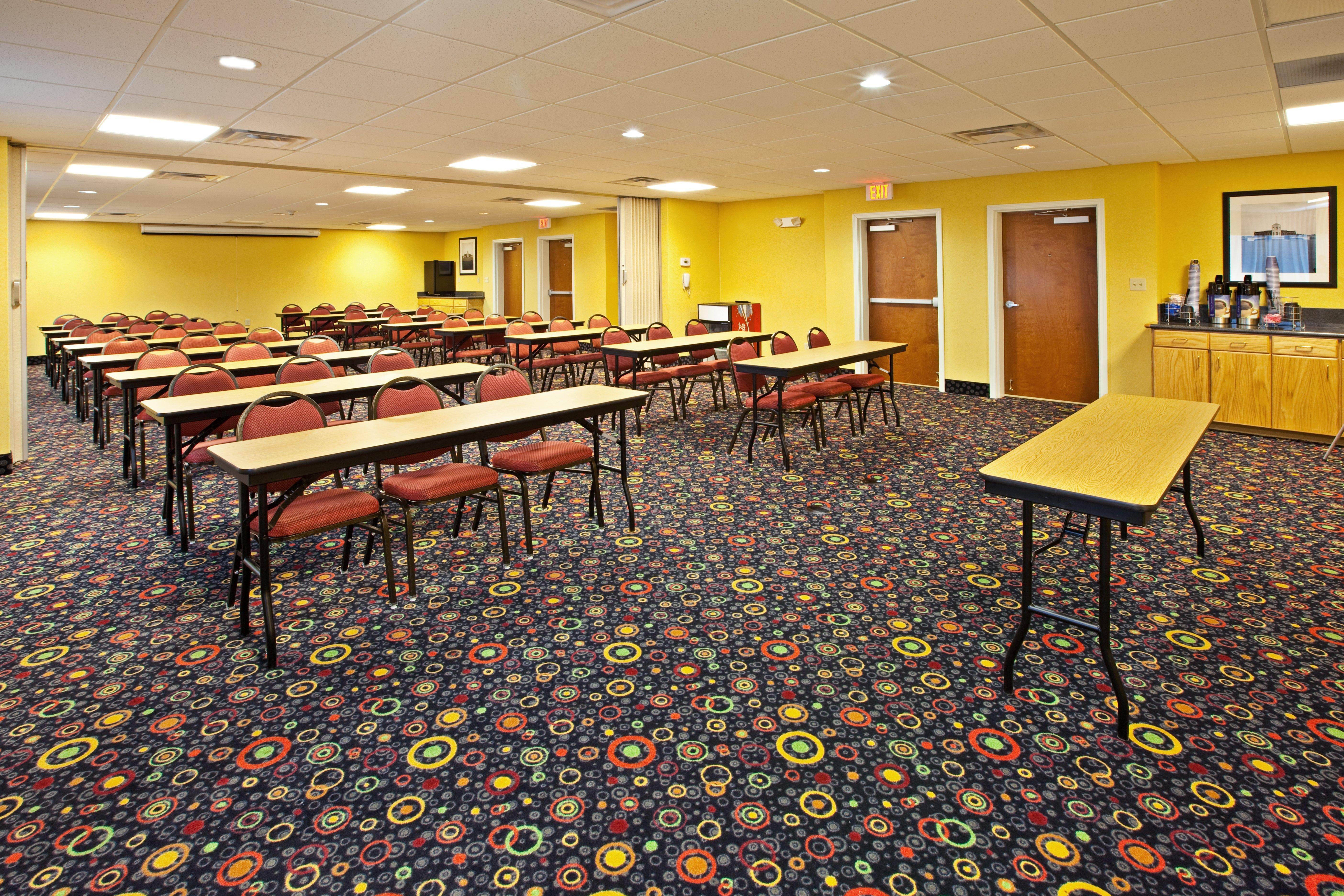 Holiday Inn Express Hotel & Suites Louisville South-Hillview, An Ihg Hotel Zewnętrze zdjęcie