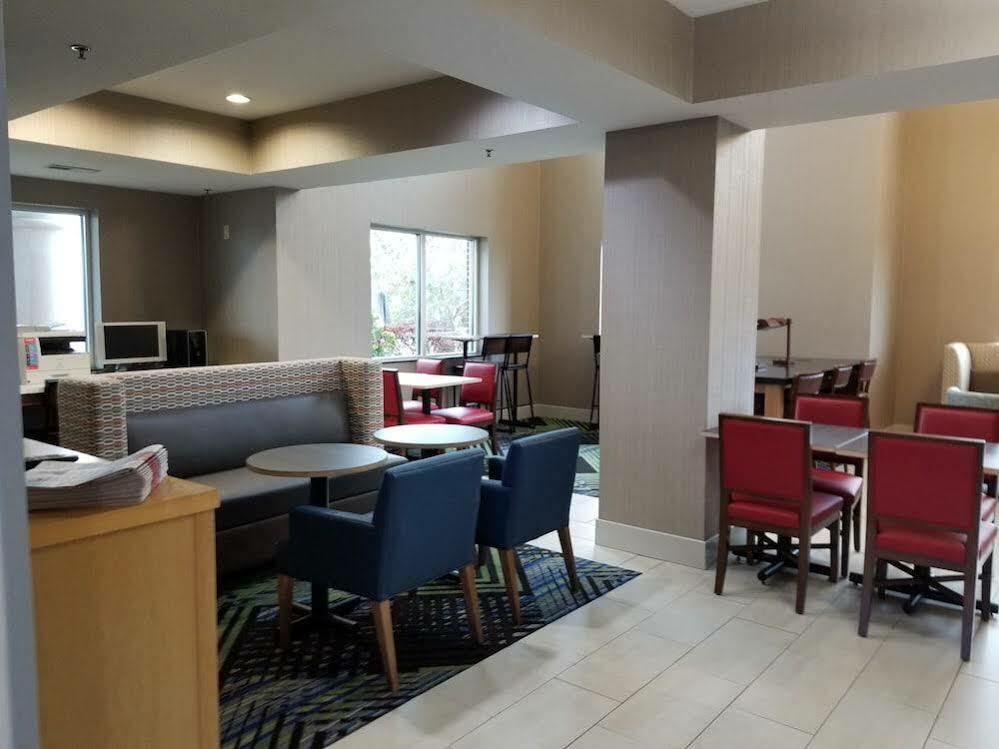 Holiday Inn Express Hotel & Suites Louisville South-Hillview, An Ihg Hotel Zewnętrze zdjęcie